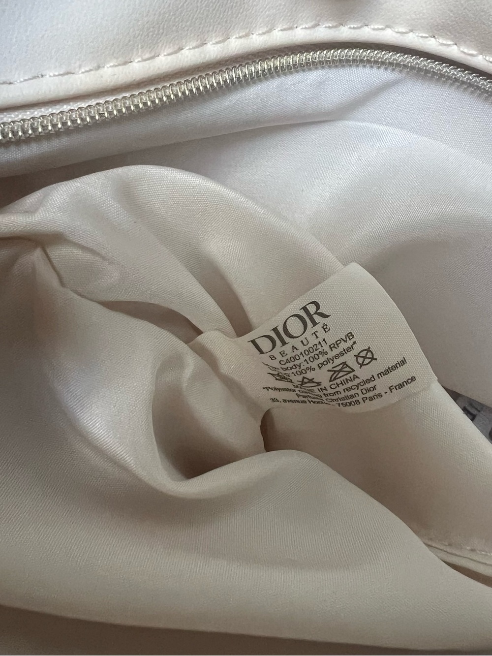 Dior Upcycled Vegan Leather Beauty Bag to Crossbody Bag w removable chain strap - Picture 7 of 8
